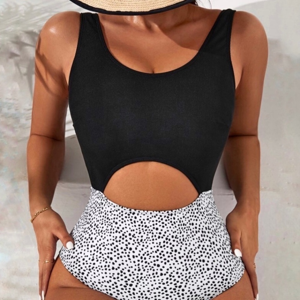 NWOT Brown & Tan One Piece Swimsuit